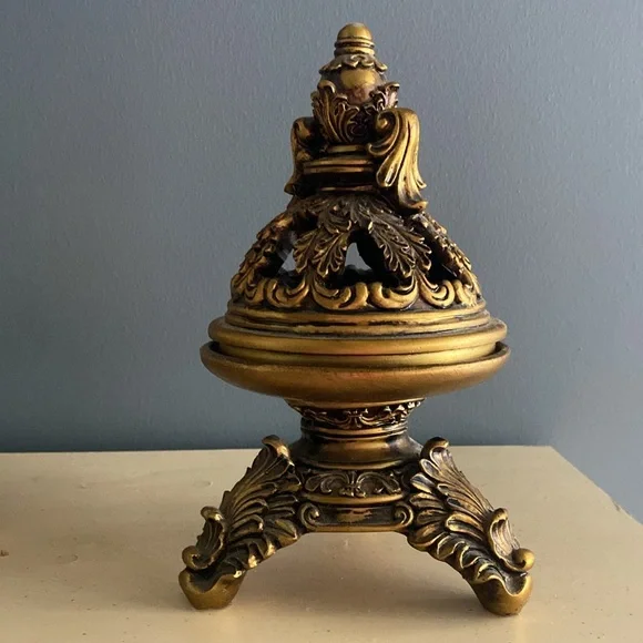 Candle holder with top cover - Picture 6 of 7